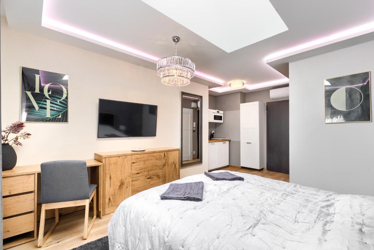 Apartment Toress Deptak *